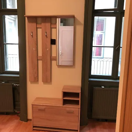 Kecskmeti Budapest
