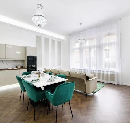 Apartment Opera