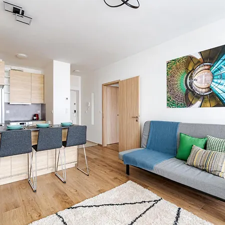 Aparthotel Westside Garden By Urbanrent Budapest