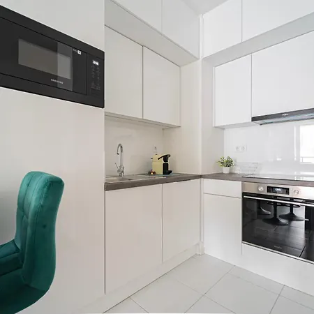 Aparthotel Westside Garden By Urbanrent