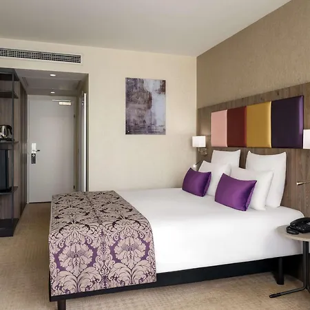 Mercure Korona 4*
