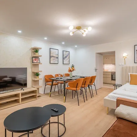 Luxury & Quiet Near Newyorkcafe Apartment *
