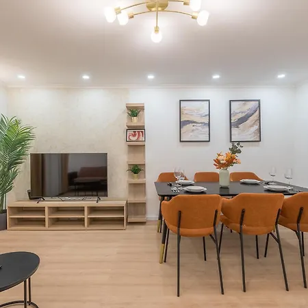 Luxury & Quiet Near Newyorkcafe Apartment