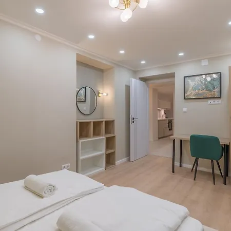 Luxury & Quiet Near Newyorkcafe Apartment *