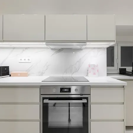 Apartment Luxury & Quiet Near Newyorkcafe Budapest