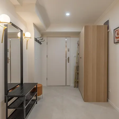 Luxury & Quiet Near Newyorkcafe Apartment