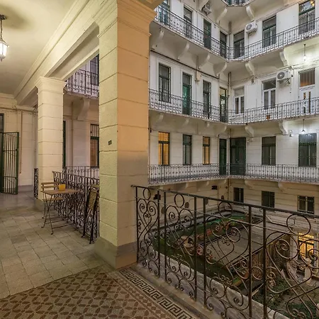 Apartment Luxury & Quiet Near Newyorkcafe