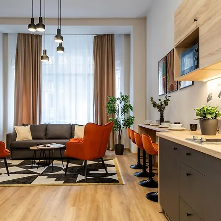 Apartment Fusion In Downtown Budapest