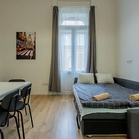 Rakoczi Apartment Budapest