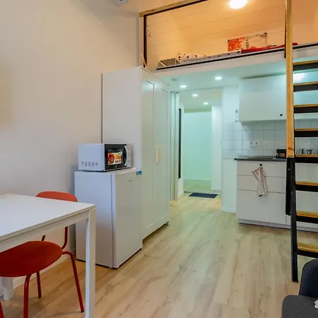 Rakoczi Apartment *