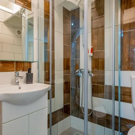Rakoczi Apartment Budapest