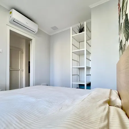 Apartment Blaha Haven Center Modern Budapest