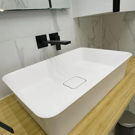 Blaha Haven Center Modern Apartment Budapest