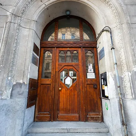 Apartamento Buda's Hidden Heaven 2 Budapest