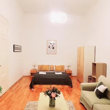 Deluxe And Cozy In The Center Budapest