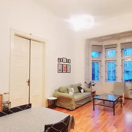 Deluxe And Cozy In The Center Budapest