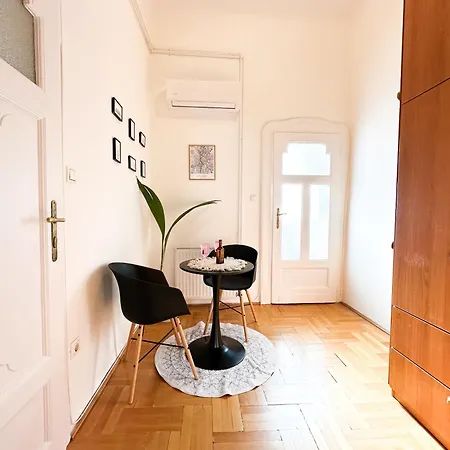 Kiraly Levente - Center Location Ac *