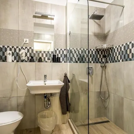 Apartment Corvin-luxe, 3 Bedroom In Center *