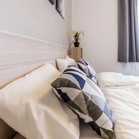 Apartment Corvin-luxe, 3 Bedroom In Center Budapest