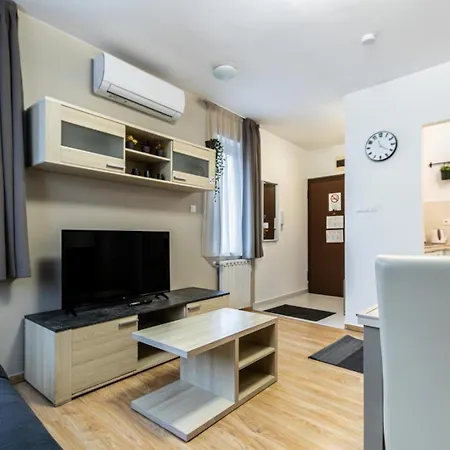 Corvin-luxe, 3 Bedroom In Center * Budapest