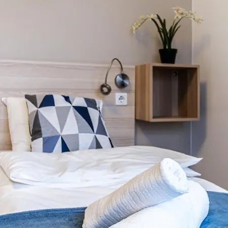 Corvin-luxe, 3 Bedroom In Center * Budapest