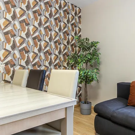Apartment Corvin-luxe, 3 Bedroom In Center