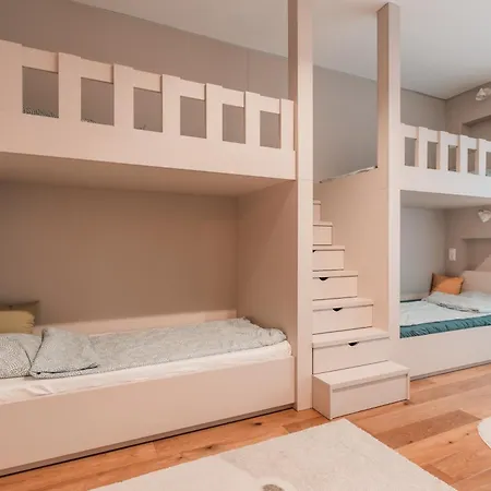 Ujlipotvaros Pearl Budapešť