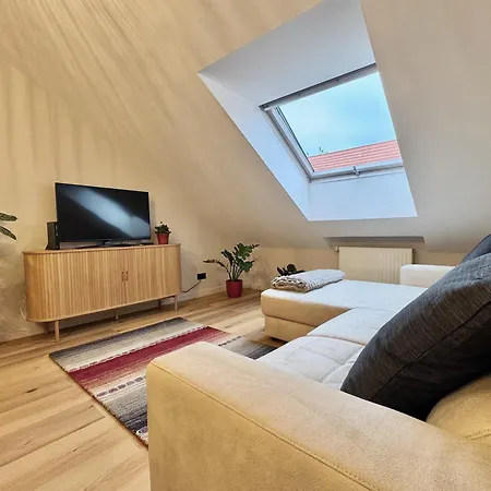 Apartment Standard By Hi5- Kiraly Beautiful Budapest