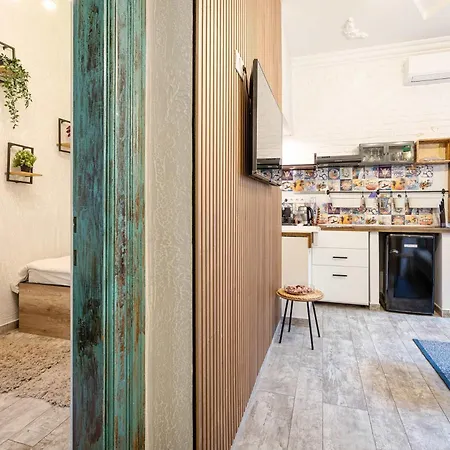 The Luxe Hideaway W40 Apartment Budapest