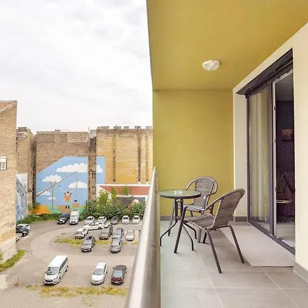 Bp Garden Apartment