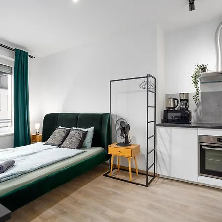 New Tranquil With Free Parking * Budapest