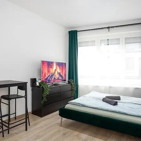 Apartment New Tranquil With Free Parking