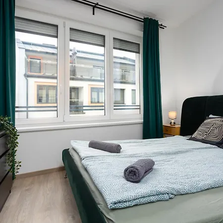 New Tranquil With Free Parking *