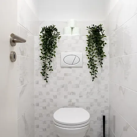 Apartment New Tranquil With Free Parking Budapest
