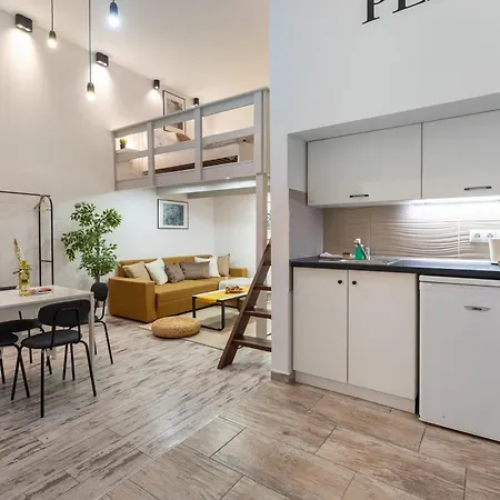 Elysian Estate Apartment Budapest