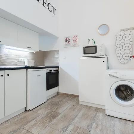 Elysian Estate Apartment