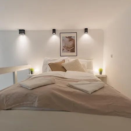 Elysian Estate Apartment Budapest