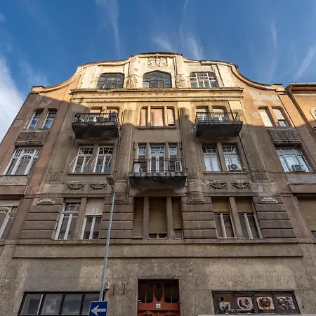 Apartment Enigma Estate Budapest