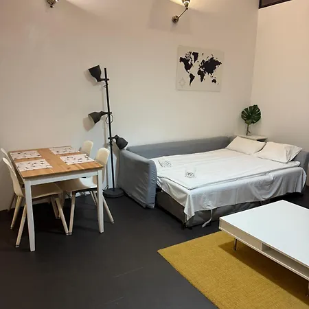 Szip Loft Astoria 1- Downtown Appartement