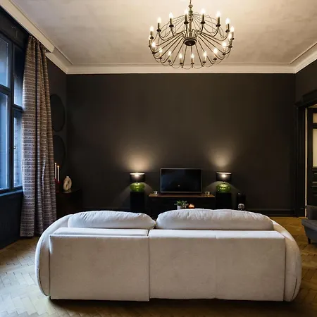 Hidden Gem By Dohany Synagogue & Fashion Street Budapest