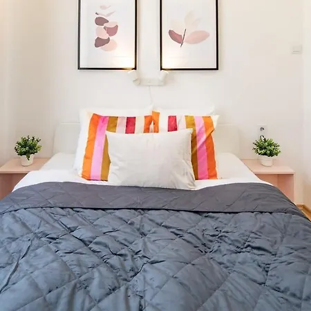 Ultra - Peaceful Sleep Apartment