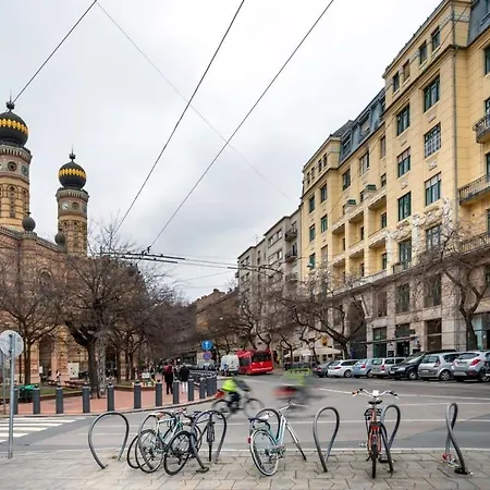 Location - Modern Luxury Budapest
