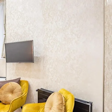 Location - Modern Luxury Apartment *