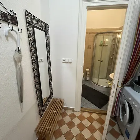 Tony Apartment *