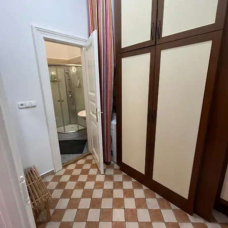 Tony Apartment