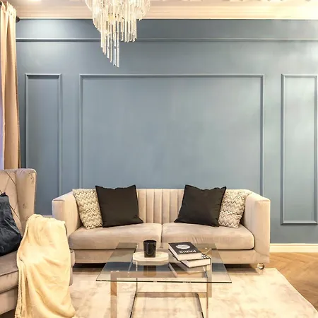 Apartment Deluxe Center T6 With Balcony Budapest