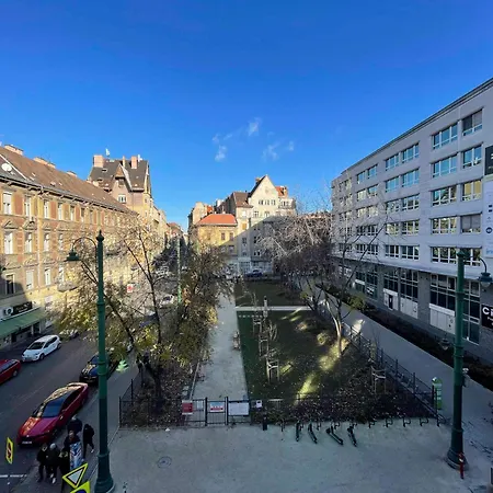 W25 Spacious 3br Free Parking * Budapest