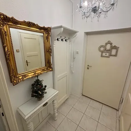 Exclusive Antique Next To The Fashion Street