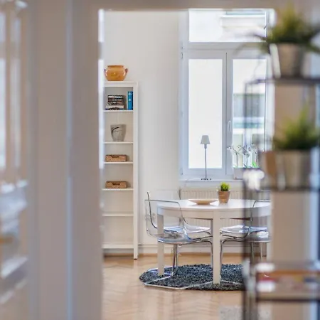 Apartment Sunny Penthouse At The Boulevard
