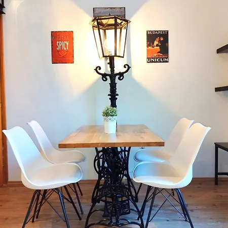 Mooki Rumbach Apartment Budapest